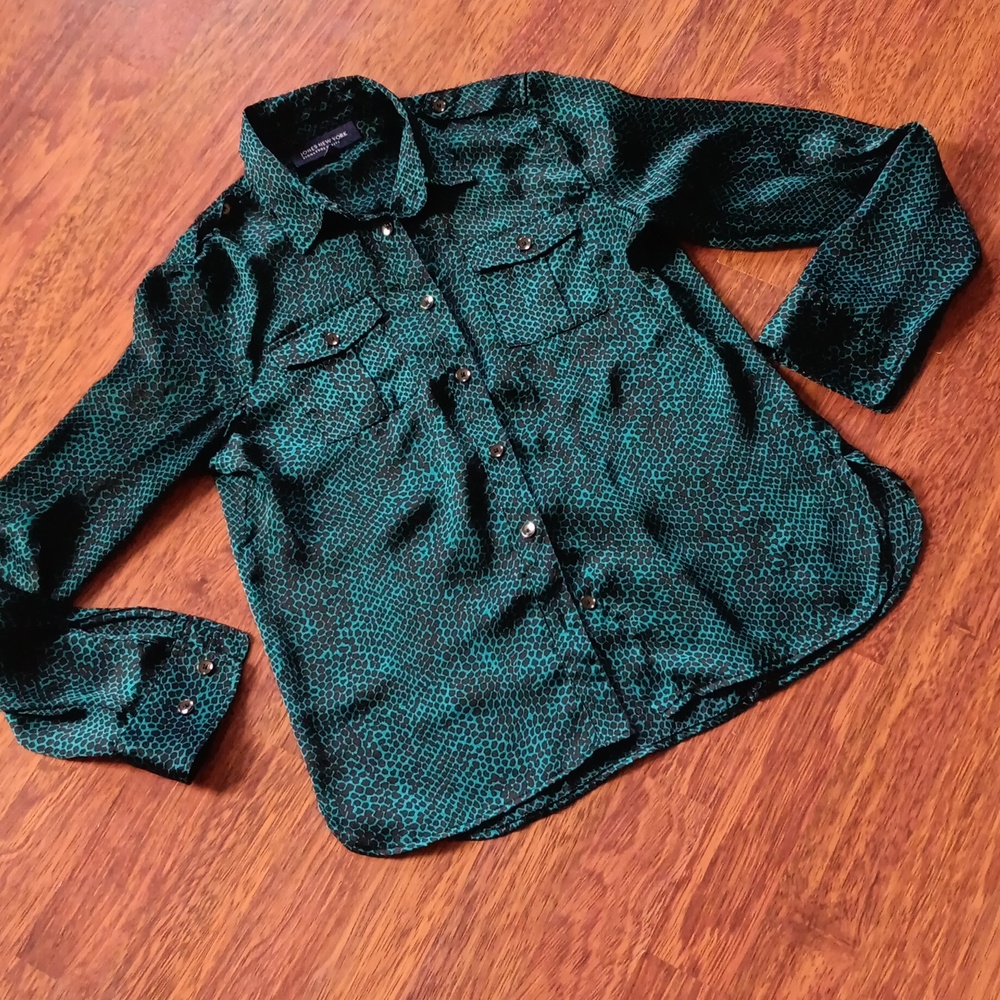 Jones New York blouse